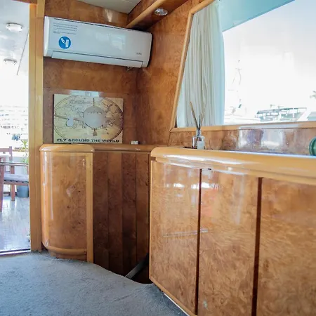 Marineria Boat Aloha Barcelona